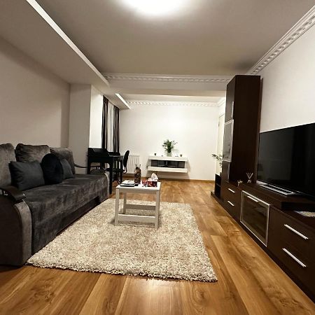 Terrace Apartments Otopeni ! Eksteriør bilde