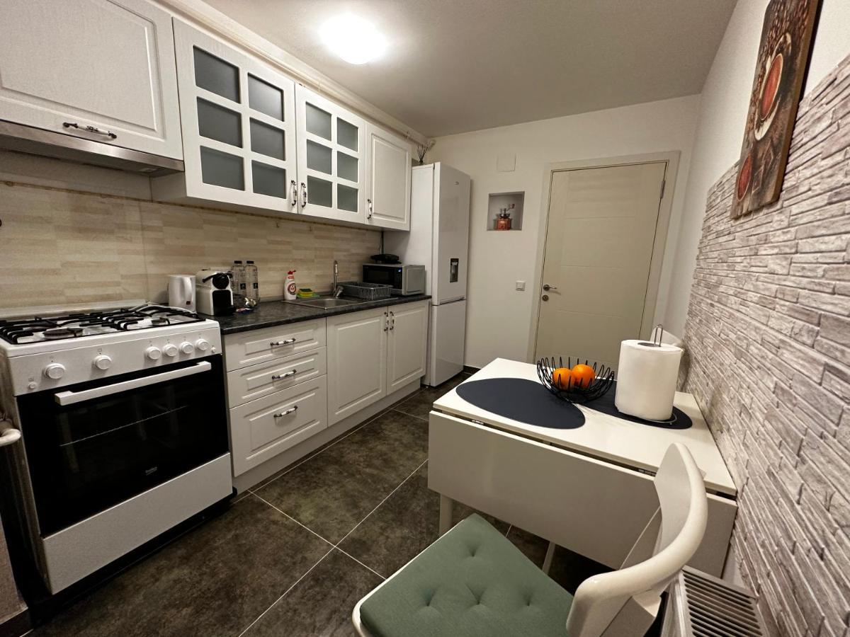 Terrace Apartments Otopeni ! Eksteriør bilde